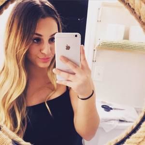 Meet your Posher, Annika